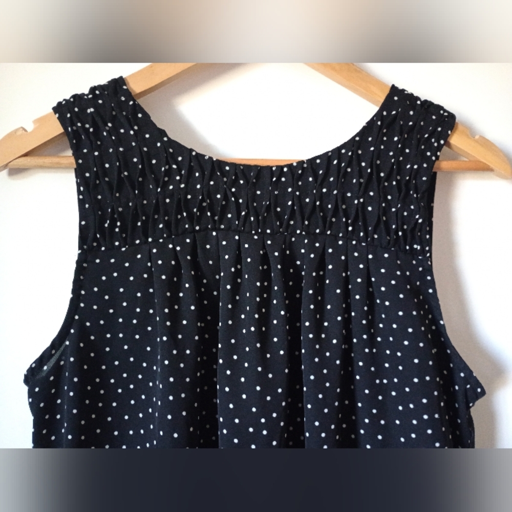 Elle Black Polka Dot Sleeveless Top Size Medium - Picture 3 of 10